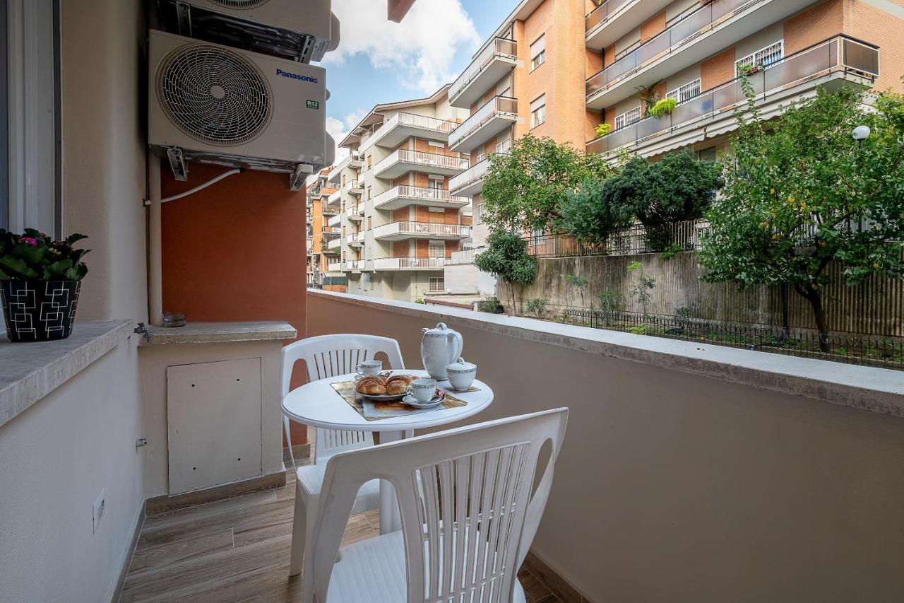 Emily Valles Apartment Saint Peter'S Rom Exterior foto